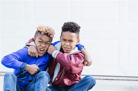 Sibling Rivalry How To Keep The Peace Among Siblings Schoolscompassblog