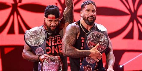 The Usos Reach Days As Wwe Smackdown Tag Team Champions