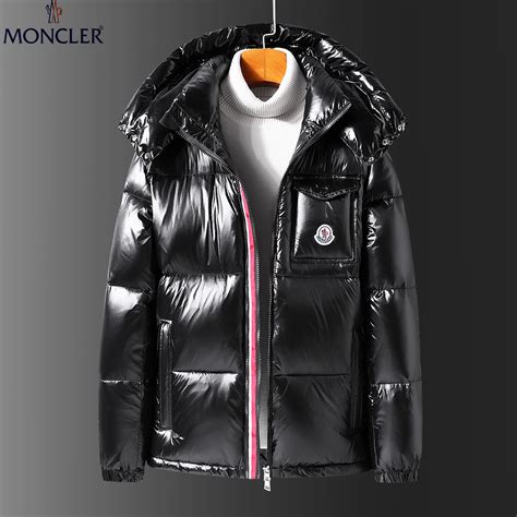 Cheap Moncler Down Feather Coat Long Sleeved For Men 912088 Replica