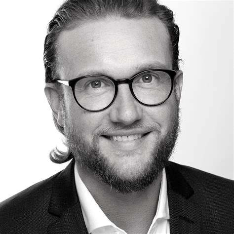 Sie stehen bei uns im mittelpunkt. Michael Huber - Senior Gebietsleiter Key Account ...