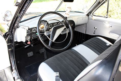 1951 Ford Custom Deluxe Sedan Interior 222873
