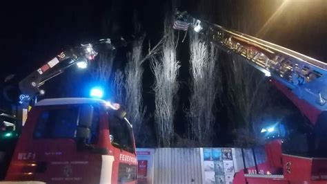 Starker Wind Führt Zu Feuerwehreinsätzen In Wiener Neustadt