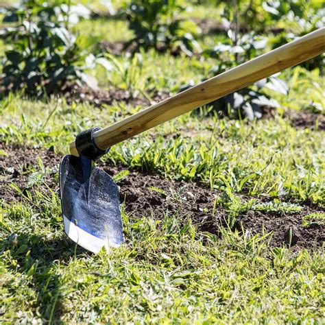 Garden Digging Hoe With Full Length 120cm Wooden Handle