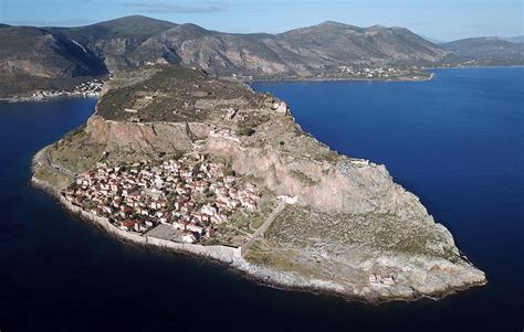 Monemvasia Greece This Rock Island Has A Walled Lower Town And Upper