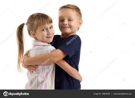 Friends Boy And Girl Hugging Each Other — Stock Photo