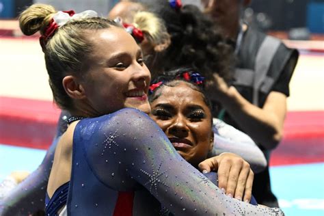 Us Womens Gymnastics Team Wins Sixth Consecutive Gold Popsugar Fitness Uk Photo 9