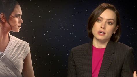 Daisy Ridley Star Wars Same Sex Kiss Was Awesome Cbbc Newsround