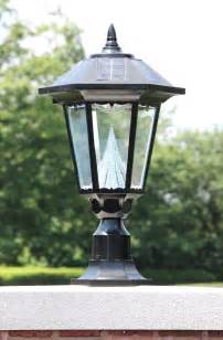 Solar path lights are popular with diyers because they're hassle free and easy to install. Amazon.com : Gama Sonic Windsor Solar Outdoor LED Light ...