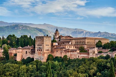 Alhambra Albaicín And Granada Old Town Private Tour From Granada
