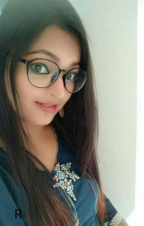Pin By Love Shema On Beautiful Beauty Full Girl Desi Girl Selfie