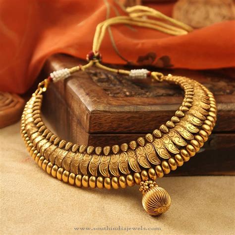 22 Carat Antique Gold Necklace From Manubhai South India Jewels