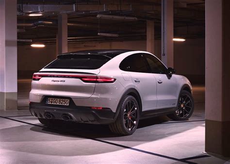 2022 Porsche Cayenne Gts Coupe Suv V8 Power In A Coupe Body