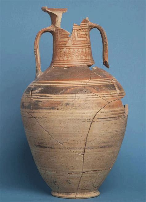 Geometric Pottery Trove Revealed In Corinth
