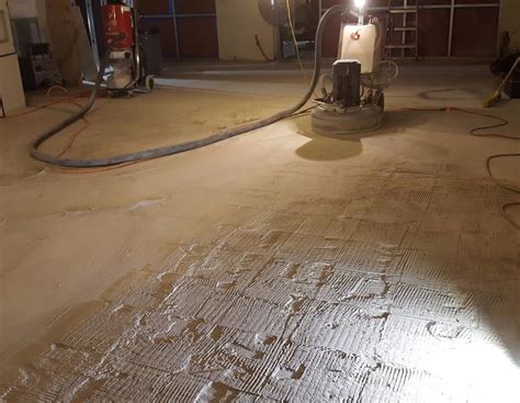 Did they ever put asbestos in carpet glue if so what did it look like was it yellow or brown like the stuff now or was it black any info is appreciated. Asbestos In Carpet Glue - Carpet Vidalondon