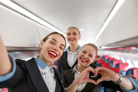 Want To Give Ts To Flight Attendants Heres How To Figure About How Many Crew Members Are