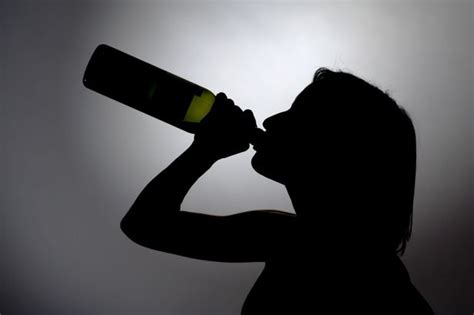 Heavy Drinking Women Top In Cancer Screening The Standard