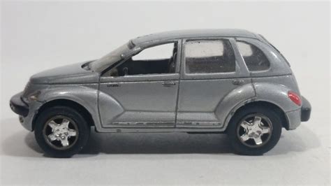 2001 Boley Chrysler Pt Cruiser Silver 164 Scale Die Cast Toy Car