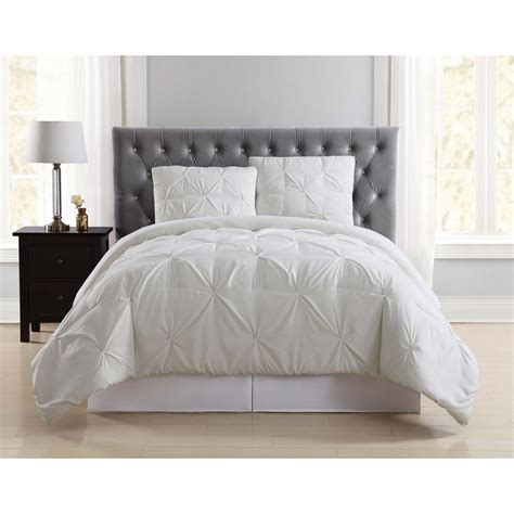 Our detailed guide will highlight 10 of the best comforter sets and help you understand how to choose one. Truly Soft Everyday Pleated Ivory King Comforter Set ...
