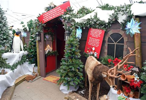First Look Inside Dobbies Christmas Grotto Liverpool Echo