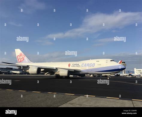 Boeing 747 400 Freighter Hi Res Stock Photography And Images Alamy