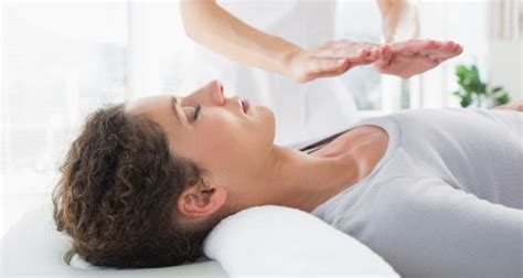 Reiki Healing What Is It And How Does It Help Eternallifestyle