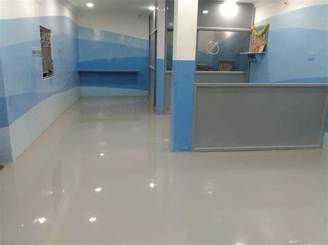 Self Levelling Solvent Based Epoxy Floor Coating Packaging Size 20 L