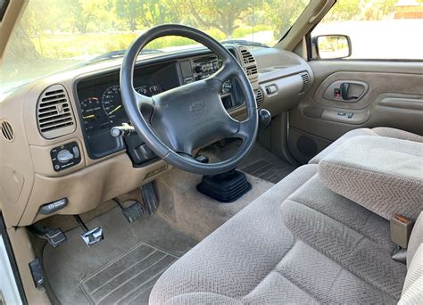 95 Chevy Silverado Interior