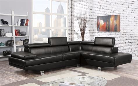 Collins Sofa Sectionals With Reversible Chaise