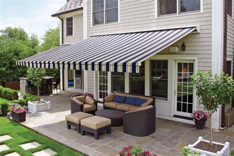 Choosing A Retractable Awning For Your Home