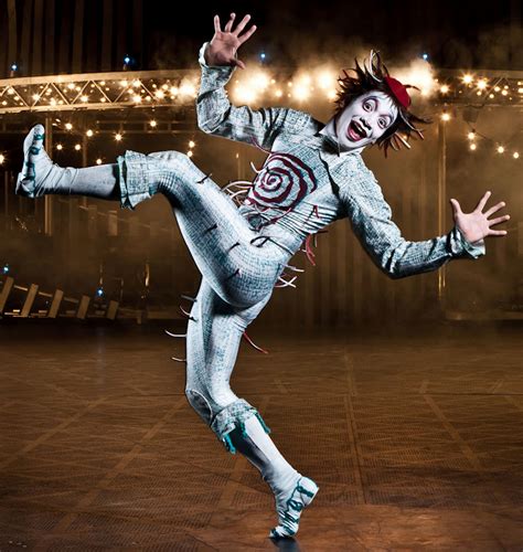 Theater Review Cirque Du Soleil Quidam Gotta Go