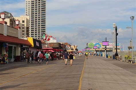 Atlantic City Mayor Gets Tough Keeps Boardwalk Open