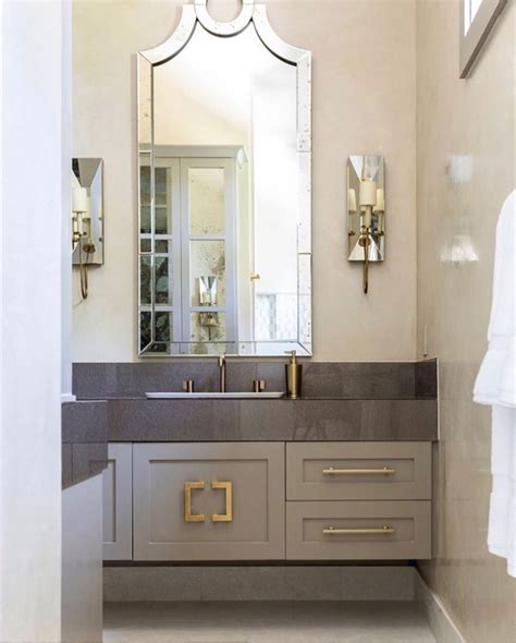 Digital technology makes it easy for you to browse. Our Braxton gold leaf hardware set is a luxe addition to ...