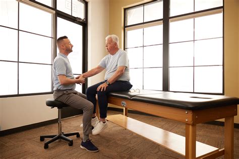 5 Tips: How to Choose a Physical Therapist - BenchMark Physical Therapy