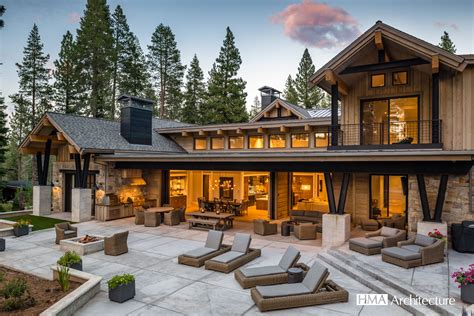 Rustic Home Mountain Home Mountain Modern Home In Truckee By Hma