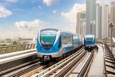 Dubai Metro: timings, fares, routes and stations | Things ...