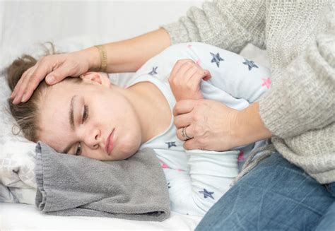 Epilepsie Bei Kindern Was Sie Bei Einem Anfall Beachten Sollten