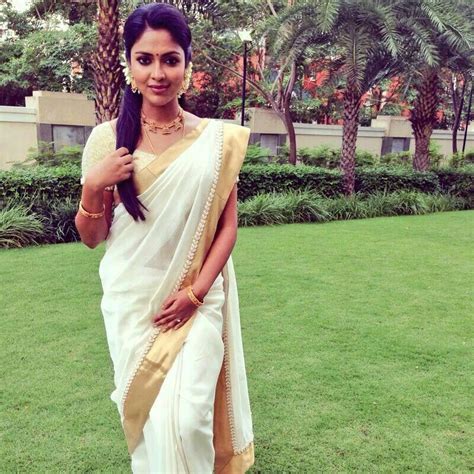 Amala Paul Dressed In Kerala Sari For Onam Kerala Saree Saree Blouse