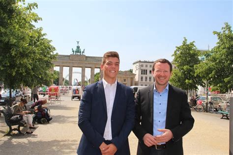 Nach angaben des kölner senders starb der moderator von „guten morgen deutschland am dienstag nach einer kurzen, schweren krankheit. Lehrreiches Planspiel "Jugend und Parlament" - Tempelhof