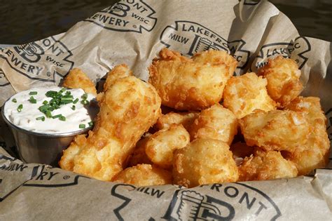 Milwaukees Best Cheese Curds Our Staff Weighs In