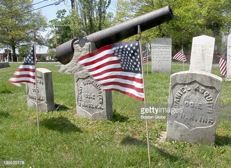 Walnut Grove Cemetery Photos And Premium High Res Pictures Getty Images