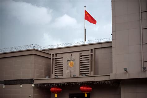 مسؤولون أمريكيون يتهمون الصين باستخدام قنصلياتها بالولايات المتحدة في