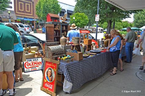 There are 22 pet friendly restaurants in hendersonville, nc. Downtown Hendersonville NC Antique show | Antique show ...