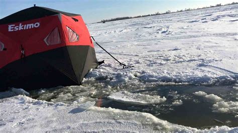 Ice Quake Opens Massive Crack Underneath Pair Of Ice Fishers In