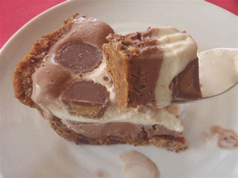 To make the peanut butter pie, you simply add the five ingredients to a blender or food processor and blend until smooth. Chocolate Peanut Butter Cup Ice Cream Pie