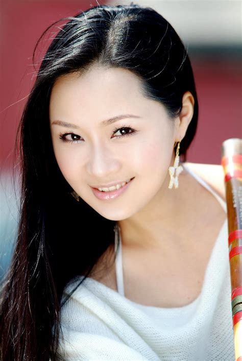 American novelist and writer of short stories and sketches in different genres, including. - Chen Yue (Trần Duyệt) - tieusao.com