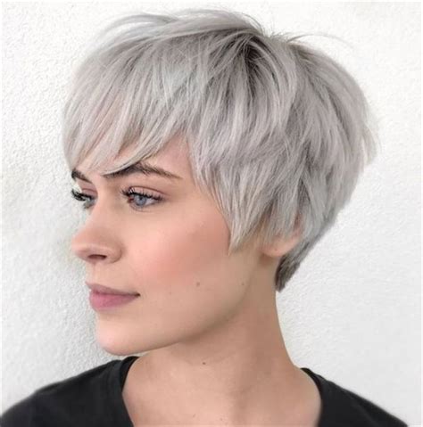 20 Gorgeous And Trendy Pixie Haircuts For Thick Hair You Will See This Year Women Fashion