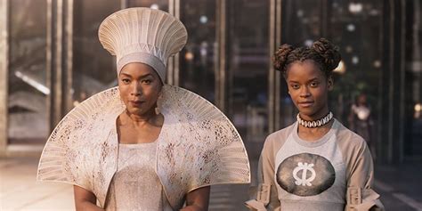 Avengers 4 Spoilers Shuri May Have Survived Infinity War Inverse