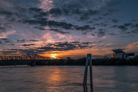 Ohio River Sunset Photograph By Jim Archer Fine Art America