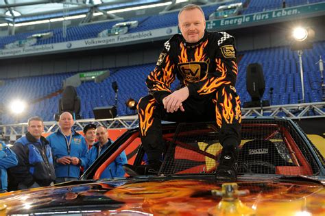 The scalextric usa stock car challenge slot racing set is the first set to feature the mold of the chevy monte carlo. Die große TV total Stock Car Crash Challenge 2010 (mit ...
