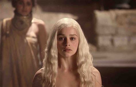 Game Of Thrones Nudity How Tv Shows Get Stars Naked